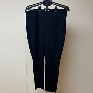 Dalia Classic Black Cropped Pants